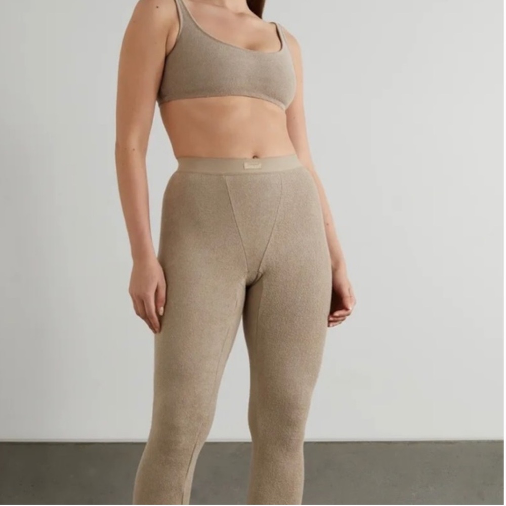 Set! SKIMS TERRY CLOTH Legging and Bralette Size XL